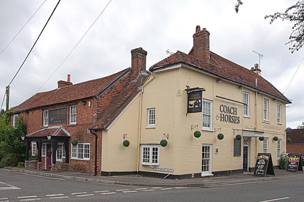 Coach & Horses