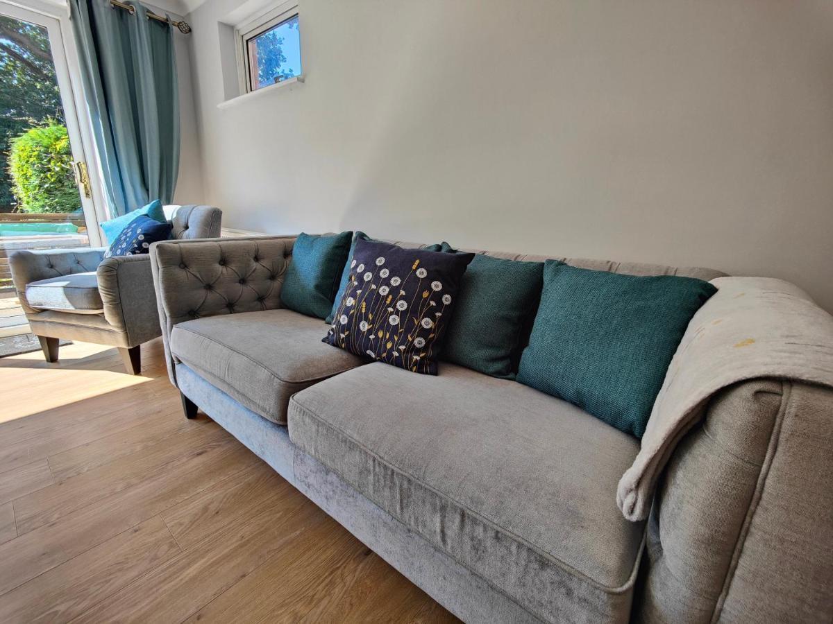Piping 5 Bedroom House Holiday home