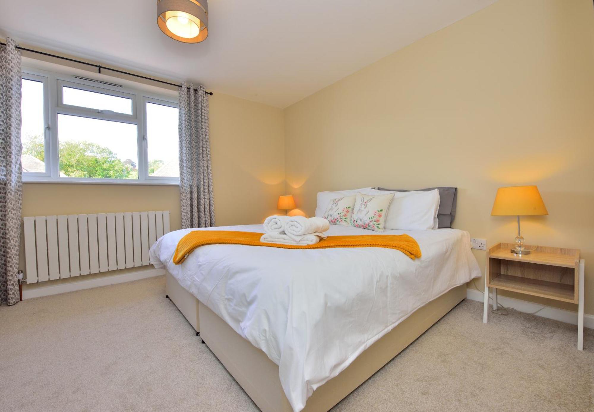 Holiday home Luxury I Southdown View I Town Centre I 4br3bath I Free Parking