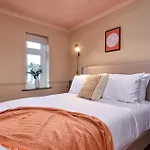 Settle In Winchester - Stylish Self Check-In Rooms