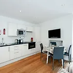 The Apartment, 24 West End Terrace, Winchester