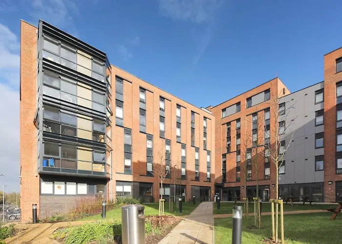 For Students Only Private Bedrooms With Shared Kitchen At Riverside Way In Winchester