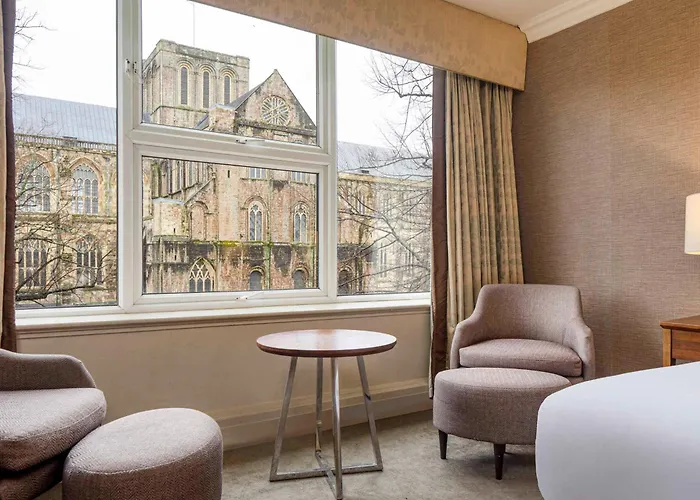 Sunday Winchester Wessex Cathedral X Mercure Hotel