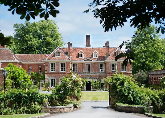 Lainston House
