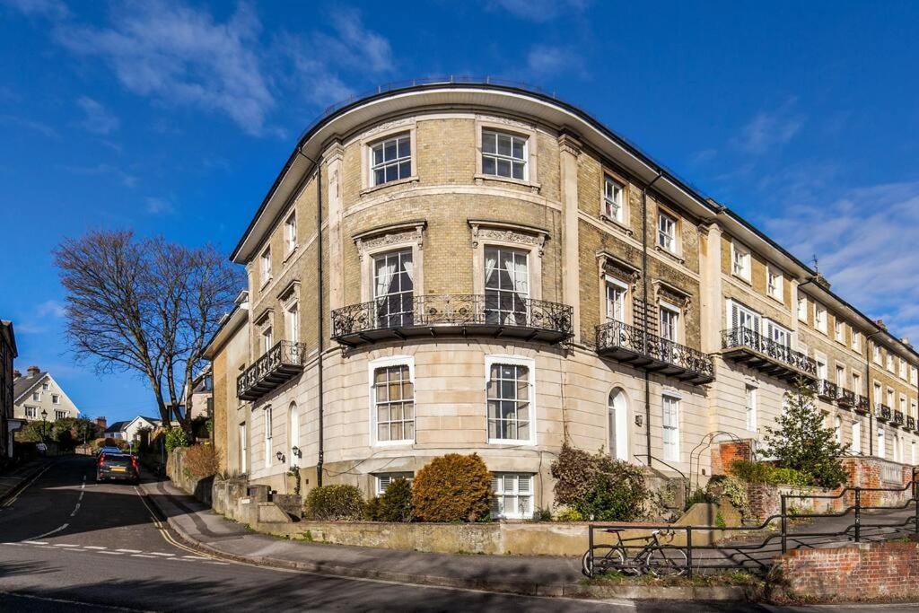 Luxury In The Centre Of Apartment Winchester