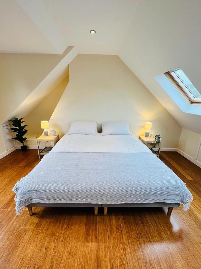 Holiday home Family In Hampshire - Sleeps Up To 9 People With 3 Parking Spaces Winchester