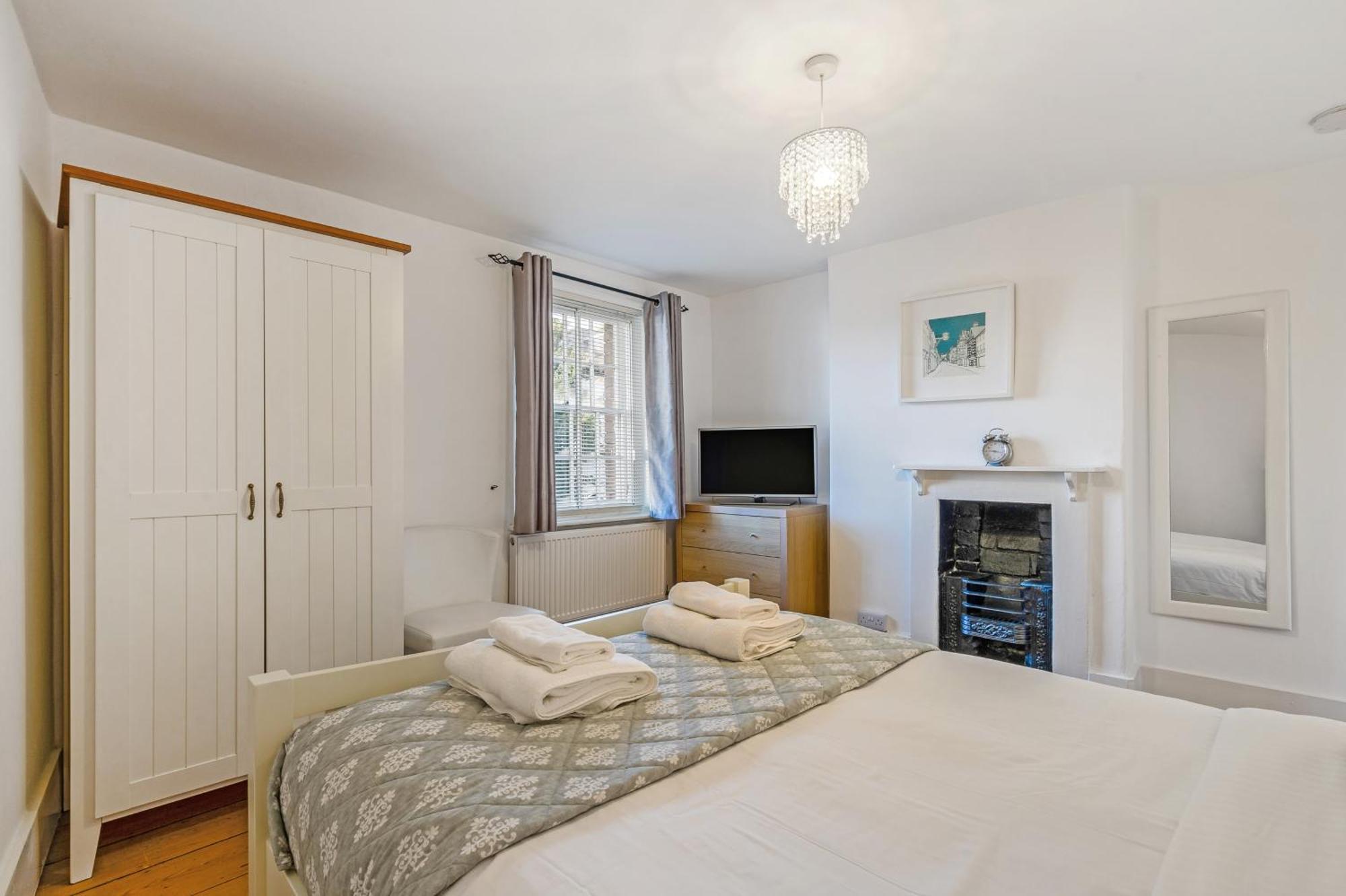 Westgate A Cosy Centre With Private Rear Garden Winchester