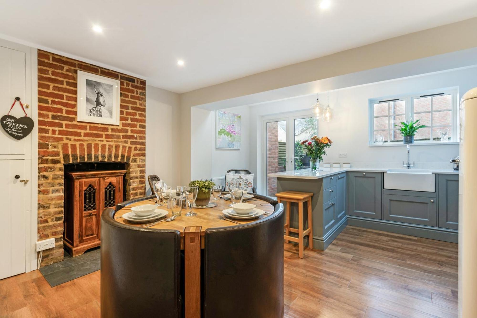 Westgate A Cosy Centre With Private Rear Garden