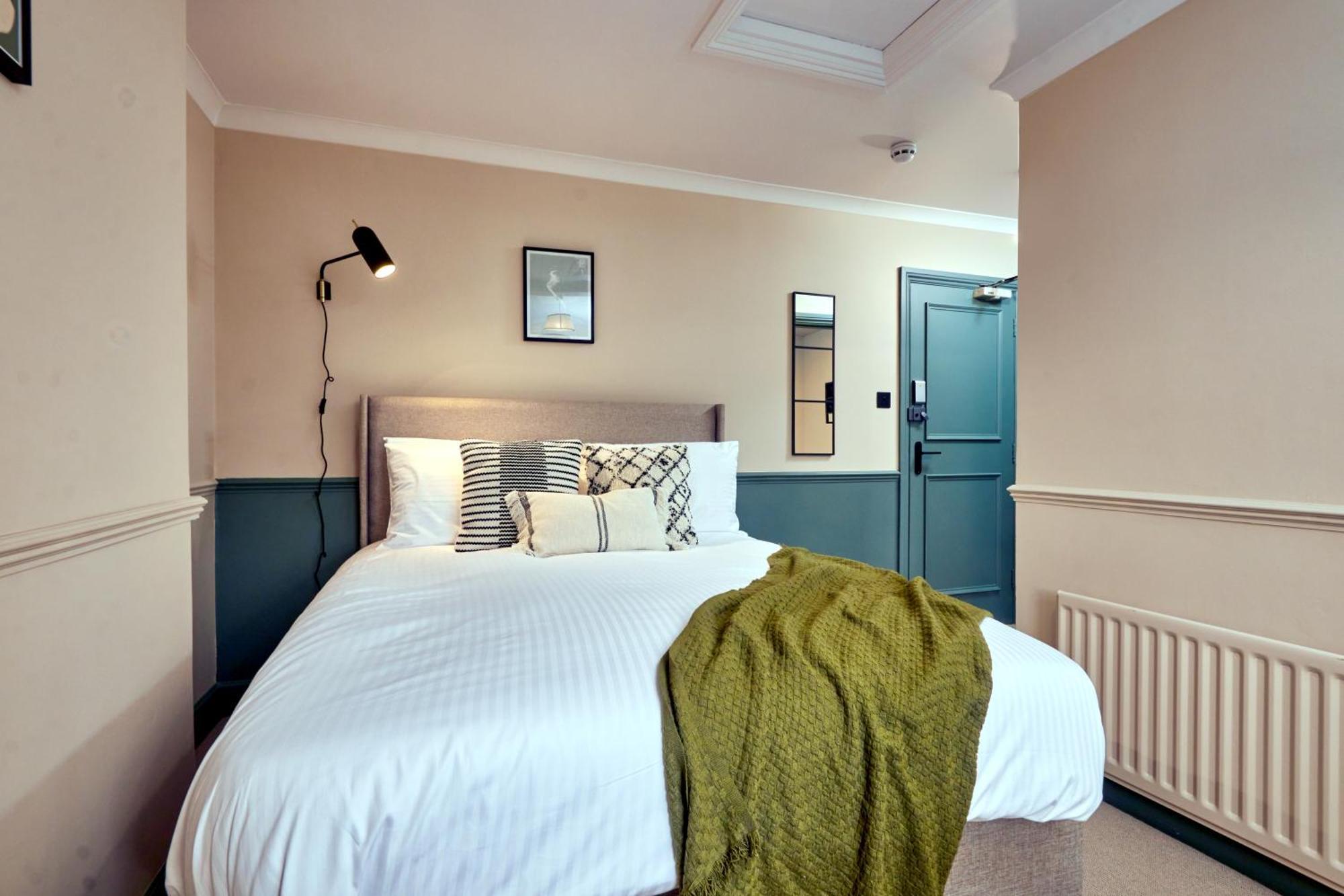 Apartment Settle In - Stylish Self Check-in