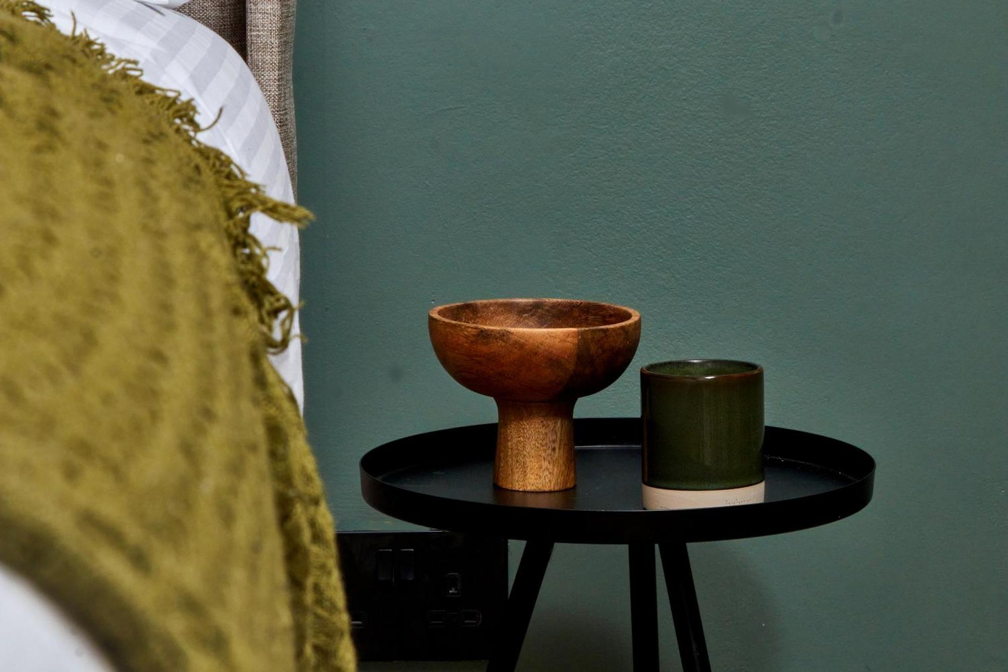 Settle In - Stylish Self Check-in * Winchester