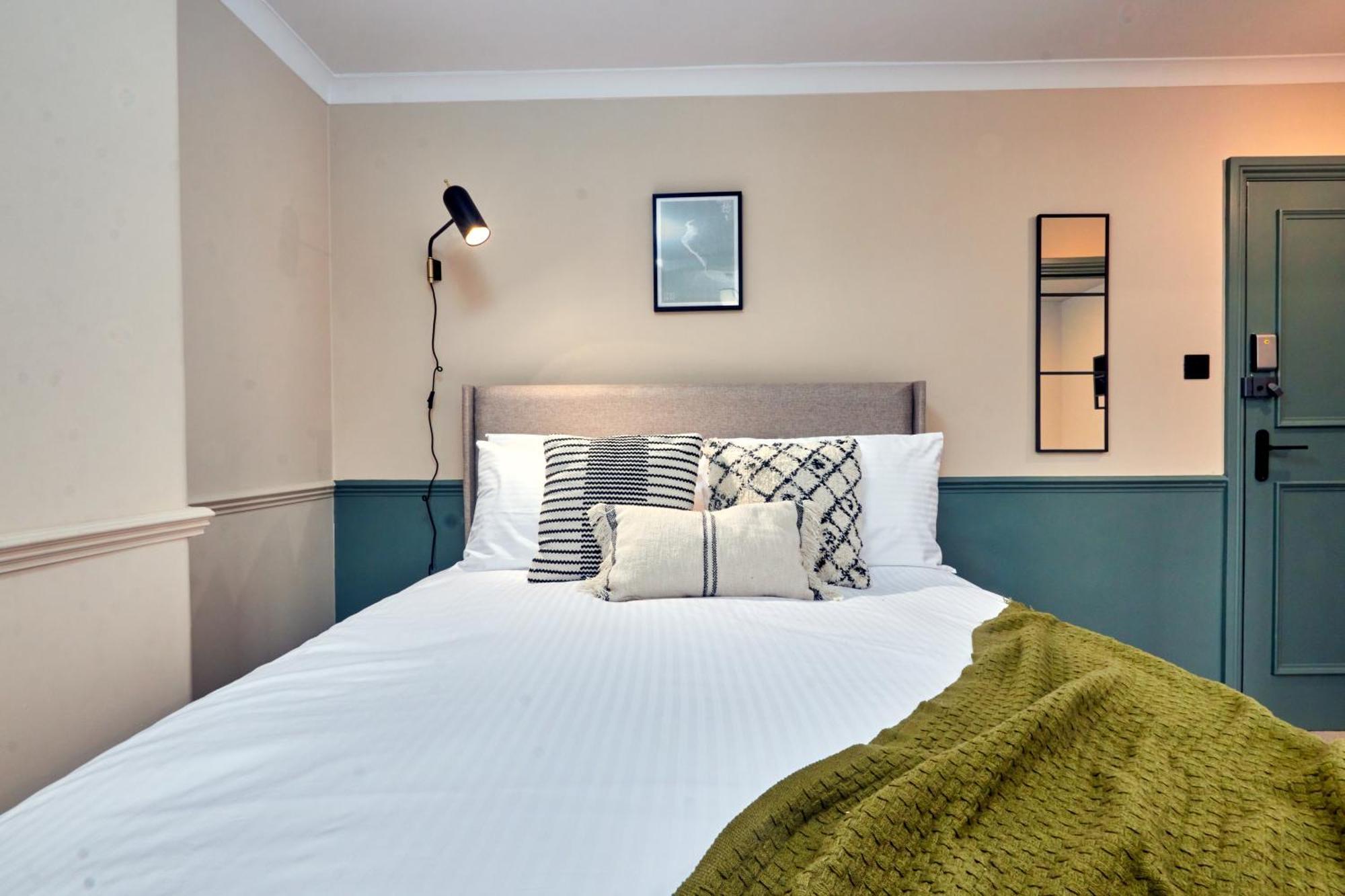 Settle In - Stylish Self Check-in Apartment