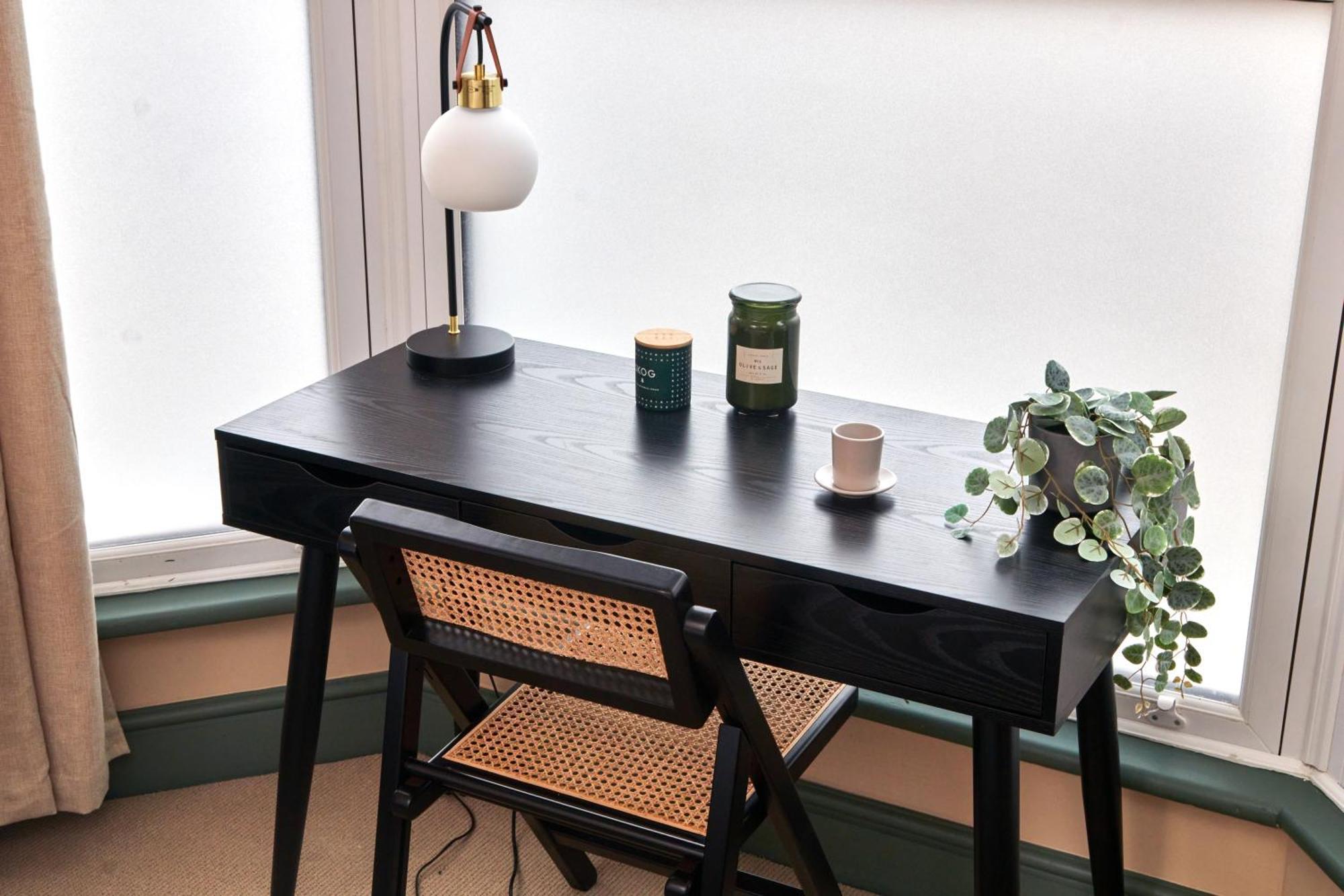 Settle In - Stylish Self Check-in *