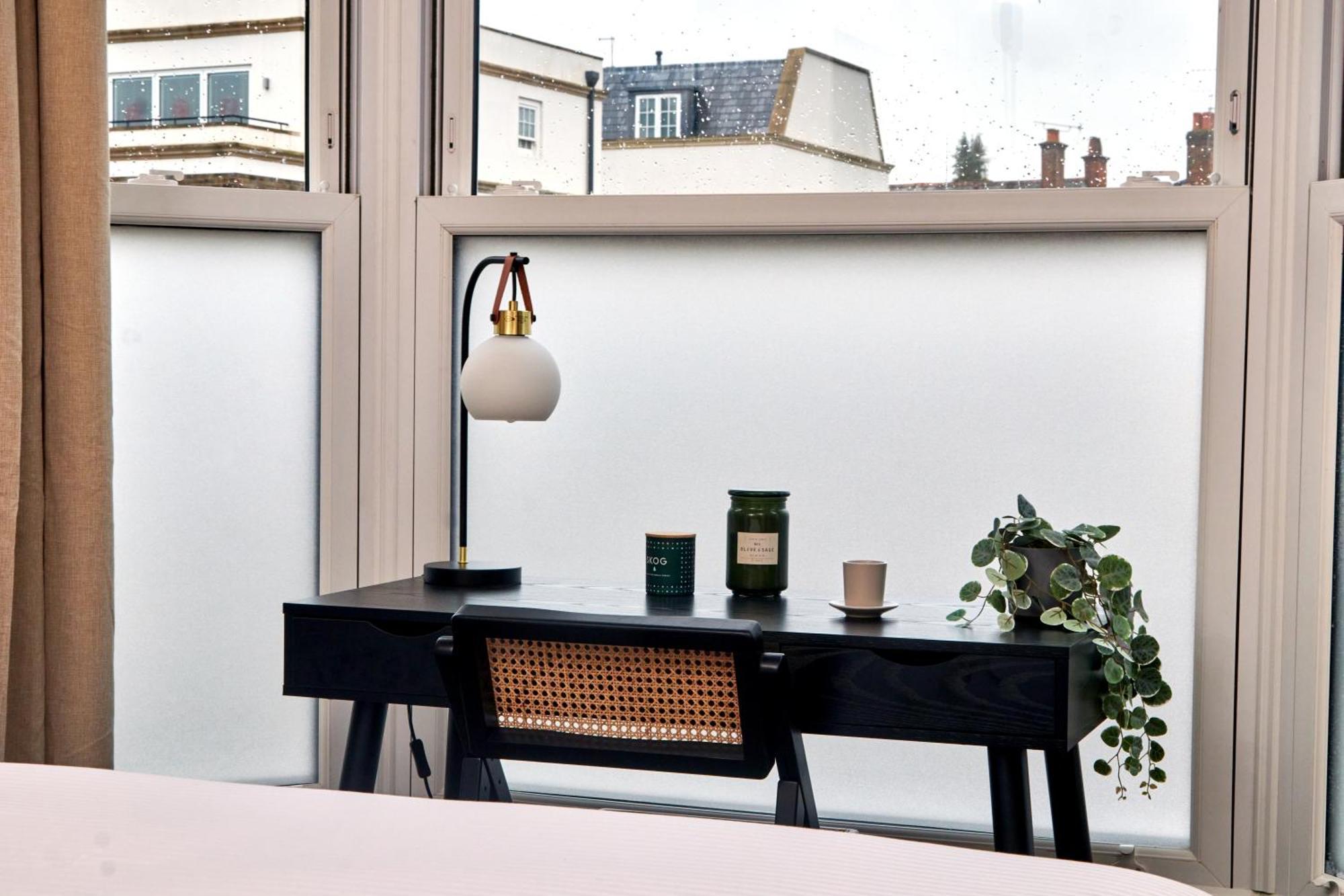 Apartment Settle In - Stylish Self Check-in Winchester