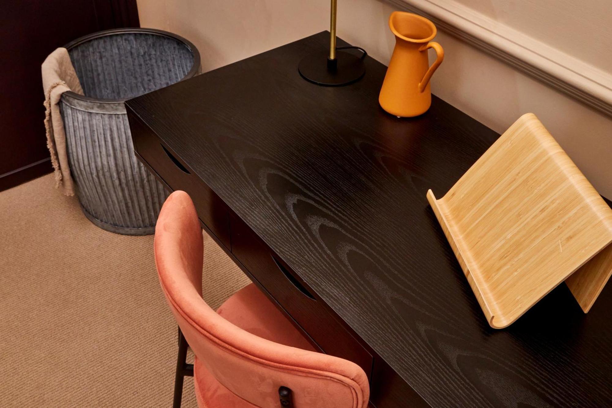Apartment Settle In - Stylish Self Check-in *