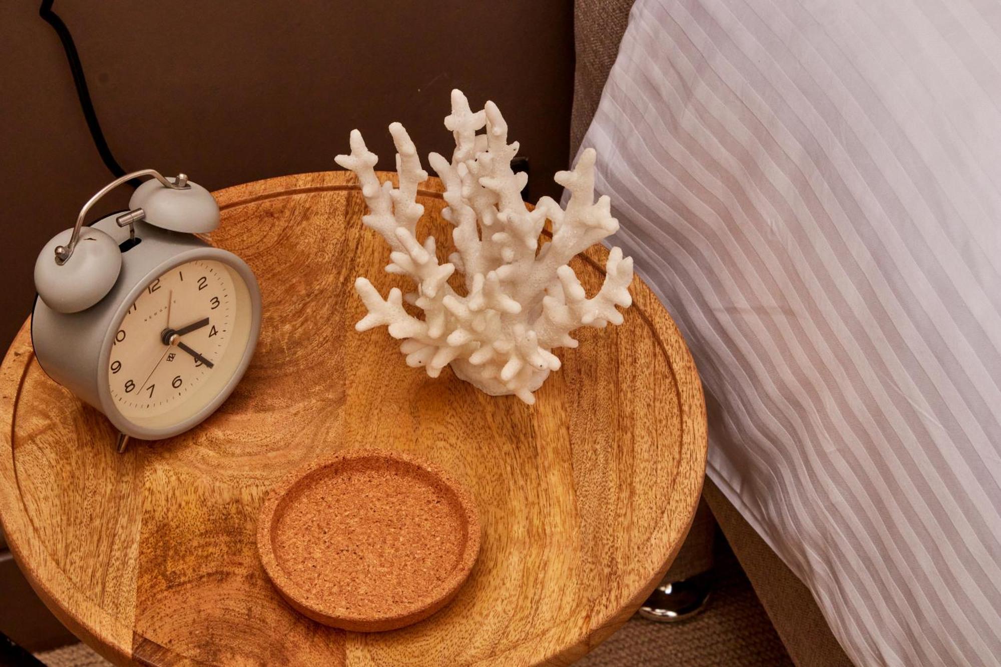 Settle In - Stylish Self Check-in Apartment Winchester