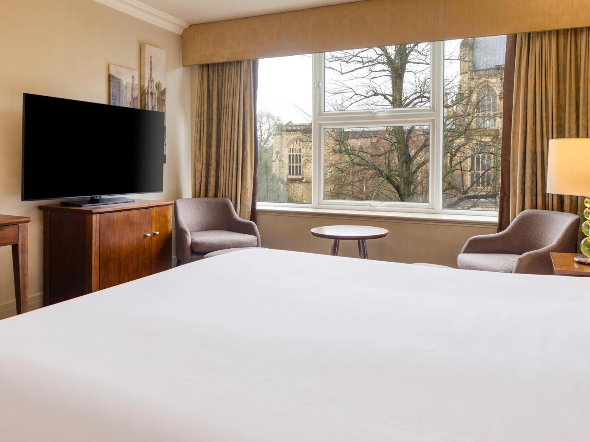 Sunday Wessex Cathedral X Mercure *