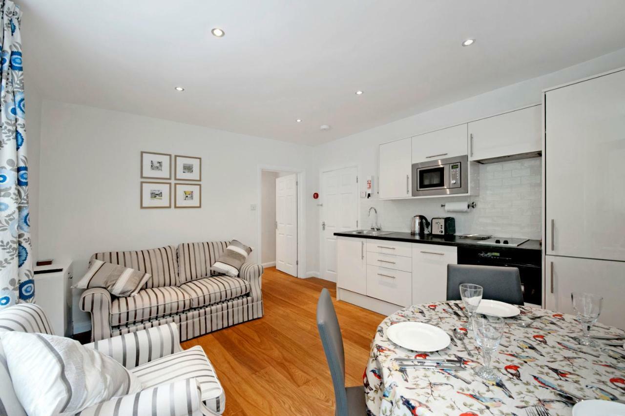 The Apartment, 24 West End Terrace, Apartment *
