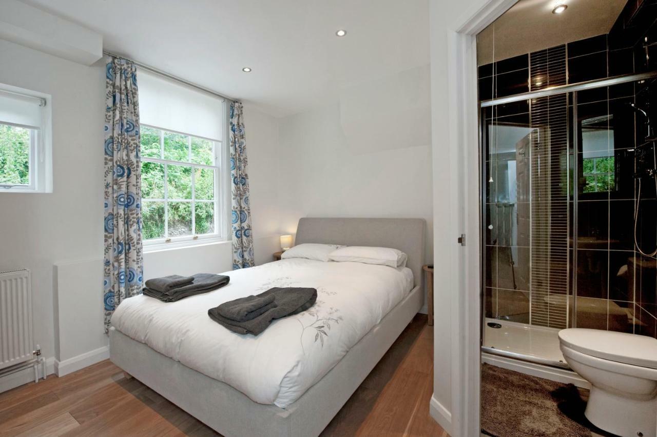 The Apartment, 24 West End Terrace, Apartment Winchester