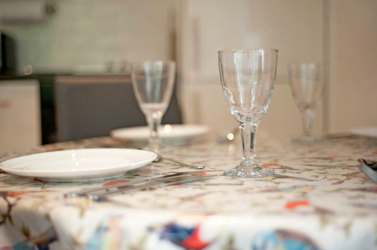 The Apartment, 24 West End Terrace, * Winchester